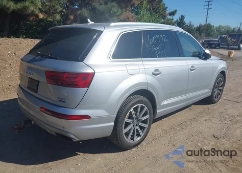 2017 Audi Q7 3.0T Premium из США, поврежденный, VIN WA1VAAF73HD056168